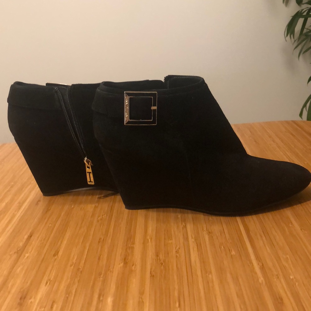 Isaac Mizrahi, Black Suede low booties